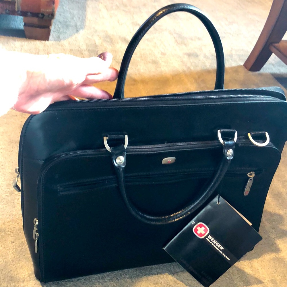 WENGER  Business Briefcase/Laptop  Carrier